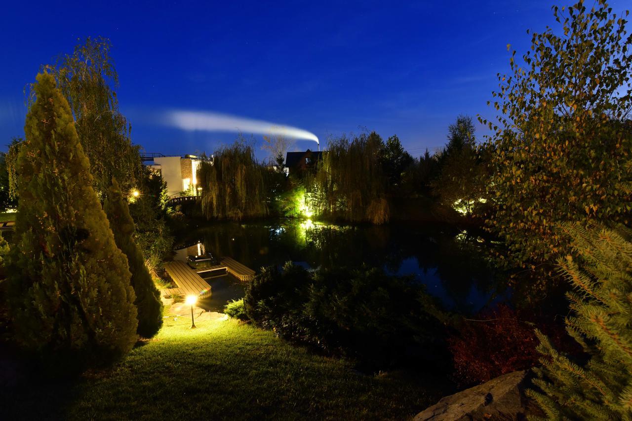 Lacul Verde Resort 플로이에슈티 외부 사진